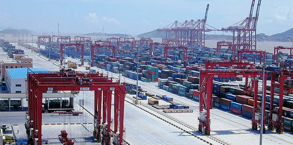 Problems linked to COVID-19 lockdowns are mounting at the port of Shanghai as the seafood industry struggles to get plants reopened in Dalian, two hours flight away.