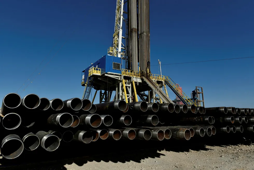 Rig count: down to 817