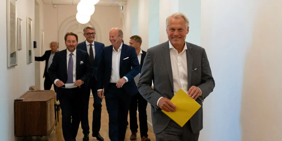 Gustav Witsoe's SalMar is one of many companies busy making deals, with the recent acquisition of Norwegian Refsnes Laks and the much talked-about offshore faming partnership with Aker.