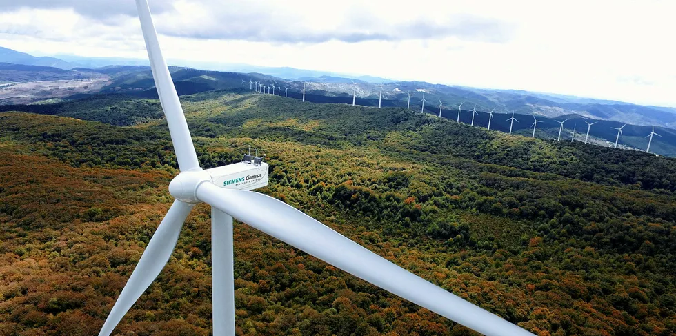 A Siemens Gamesa machine.