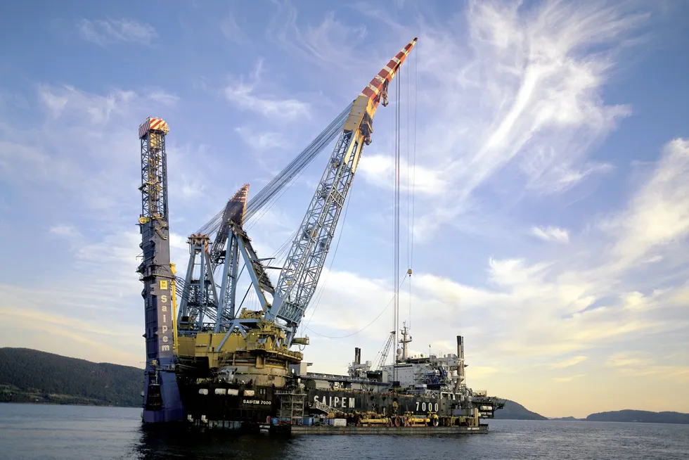 The Saipem S7000 semi-submersible crane vessel in action.