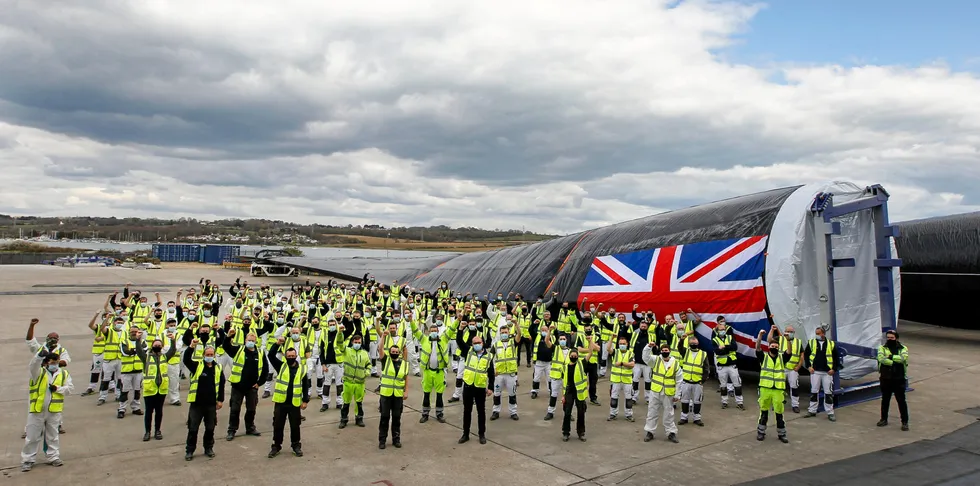 . Vestas 1000 blade Isle of Wight.