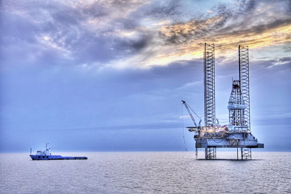 Candidate: the jack-up drilling rig Saturn