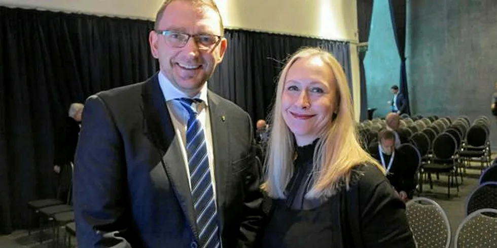 Secretary of State Roy Angelvik expressed delight in a new record in seafood exports in 2018 to CEO Renate Larsen of the Norwegian Seafood Council.
