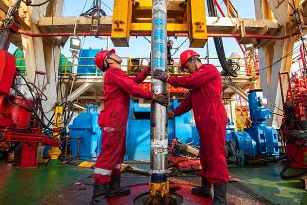 CNOOC drills China's first offshore CCUS well