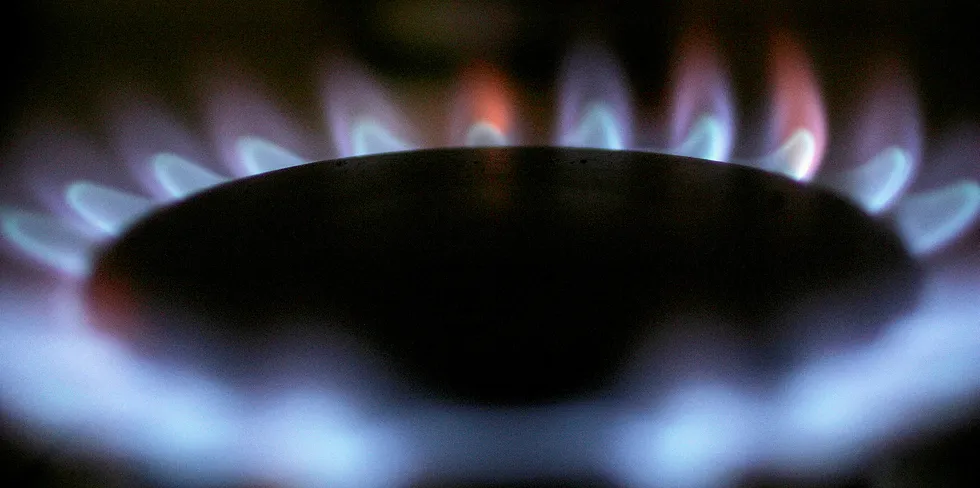 Gas took a smaller share than renewables in Q3.