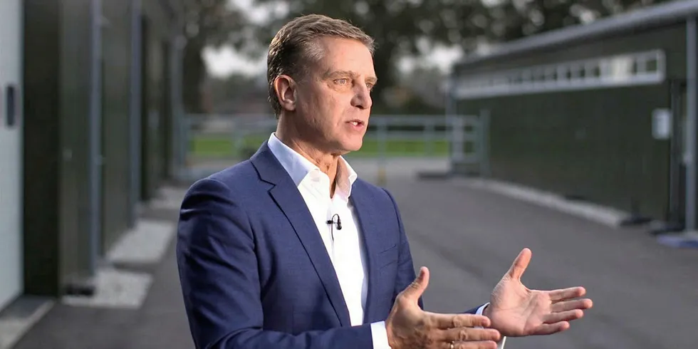 Harm de Wildt retires from his position at Nutreco, Trouw Nutrition after 19 years.