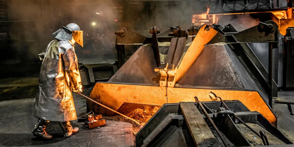 Worker at Salzgitter blast furnace