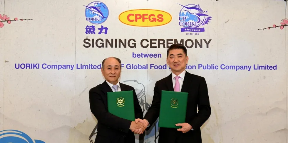 Prasit Boondoungprasert, Chief Executive Officer of CPF and Masayuki Yamada, President of Uoriki.