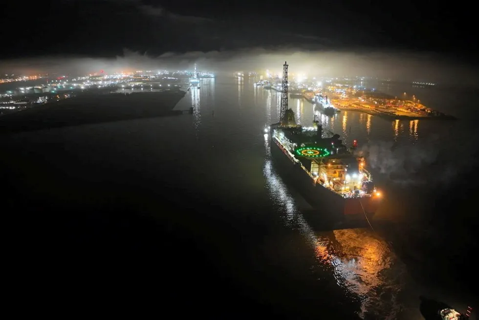 Cenovus' SeaRose FPSO arriving in Harland & Wolff's Belfast yard in March 2024.