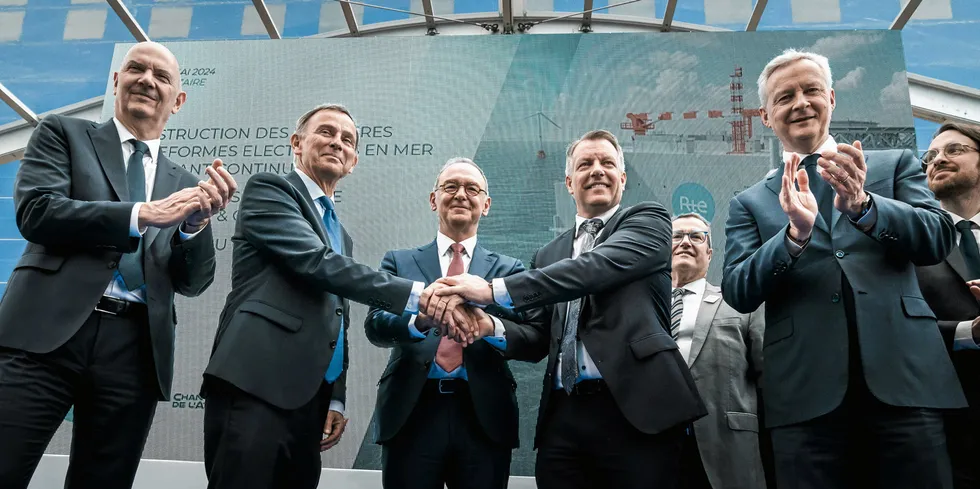 From left: Roland Lescure, Minister Delegate for Industry & Energy, Laurent Castaing, Managing Director of Chantiers de l'Atlantique, Xavier Piechaczyk, Chair of RTE, Niklas Persson, Managing Director of Hitachi Energy's Grid Integration business, Bruno le Maire, Minister of the Economy, Finance and Industrial and Digital Sovereignty