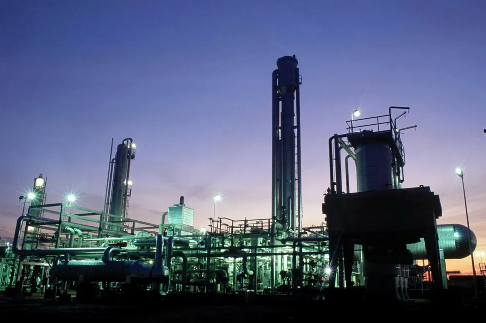 Barnett shale: operations at the Bridgeport plant