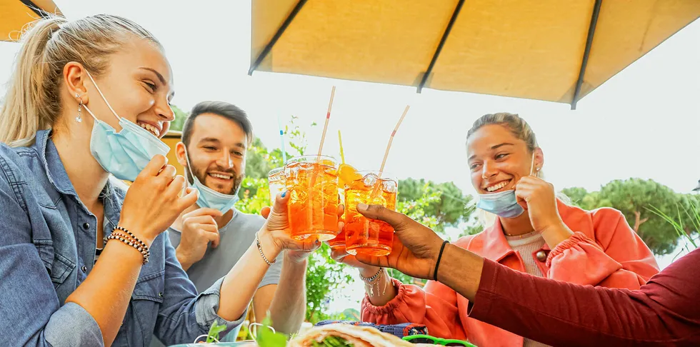 “Although transactions are still down, the move into the single digits is a positive sign for the US restaurant industry,” said David Portalatin, NPD food industry advisor and author of Eating Patterns in America.