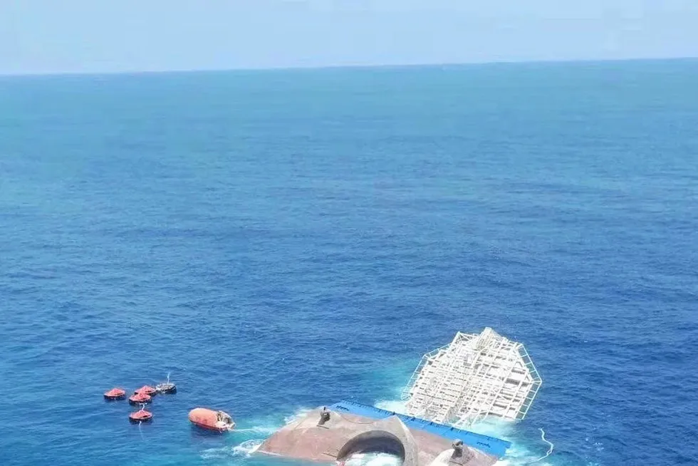 Vessel Shengping 001 further tilled to water but still afloat