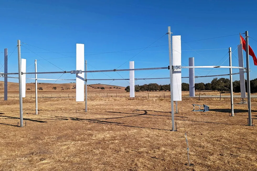 Airloom Energy's system works by harnessing wind to propel ‘wings’ along a lightweight track.