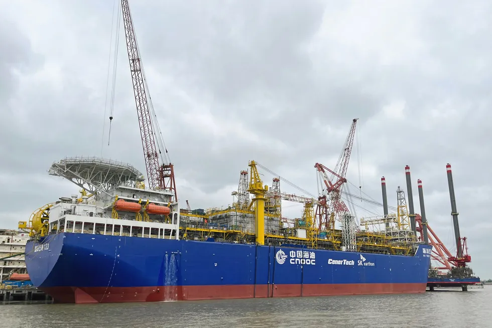 Christening: the Hai Yang Shi You 123 FPSO ready at CMHI's yard.