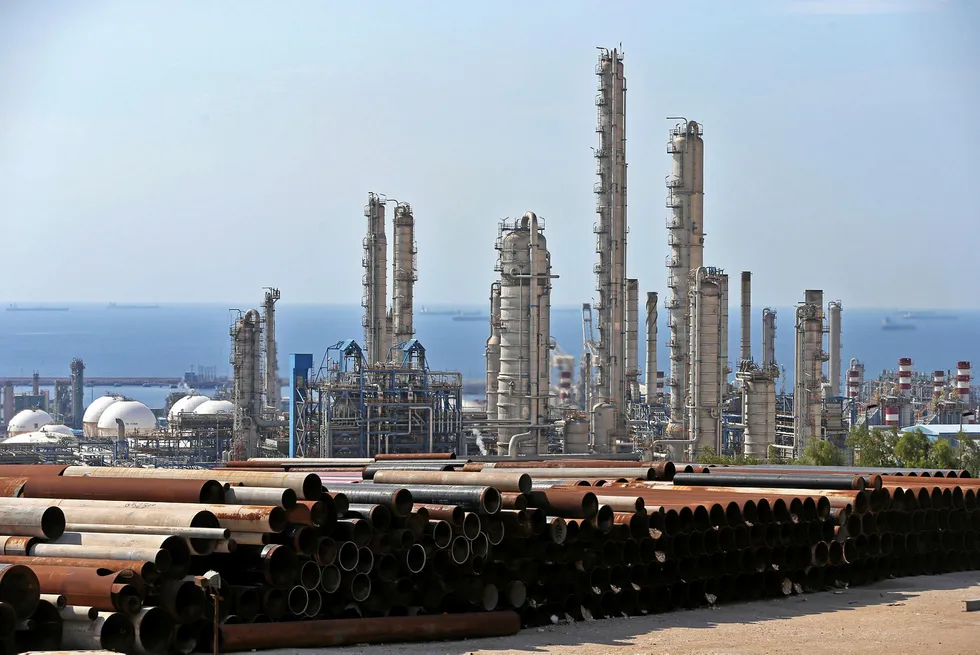 Drilling ahead: South Pars facilities in Assalouyeh