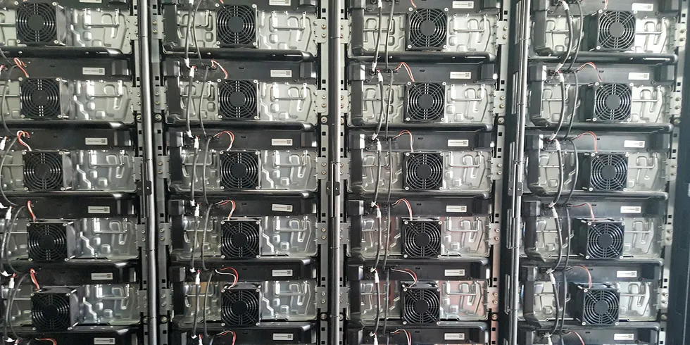 Battery Acciona close-up