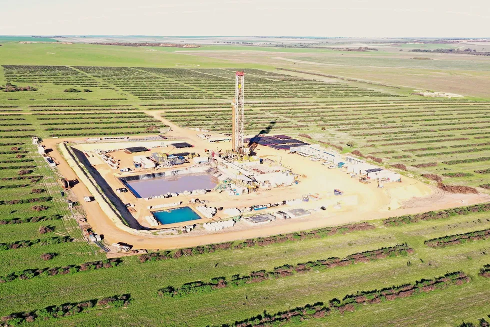 The Erregulla Deep-1 exploration well in the Perth basin, Western Australia