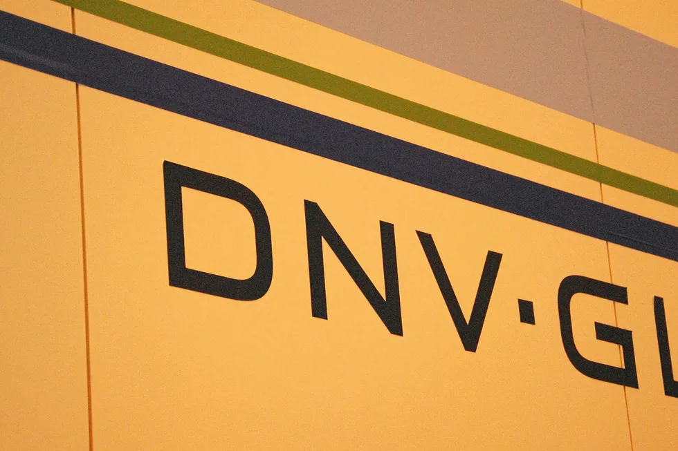 DNV GL bags Tyra job