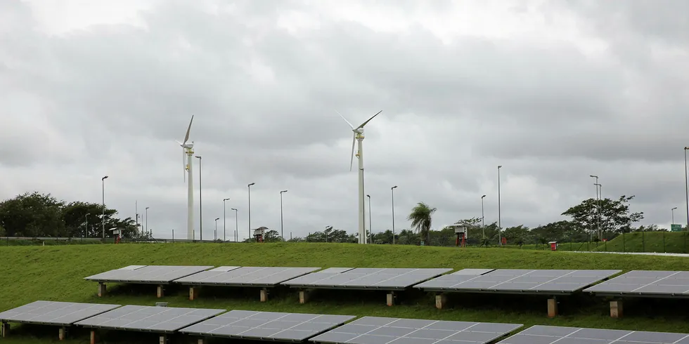 solar wind hybrid in Sao Paulo