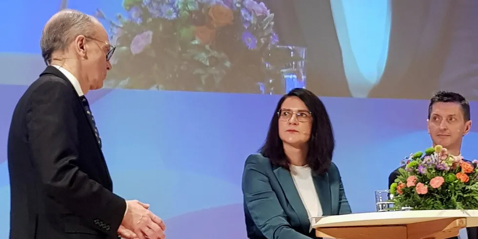 WindEurope CEO Giles Dickson (l) and Lithuania's deputy energy minister Daiva Garbaliauskaitė.