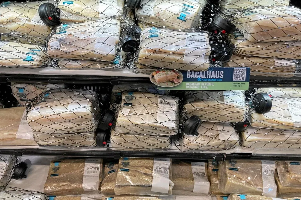Brazilian retailers are deploying anti-theft devices to deter shoplifters targeting high value dried and salted cod.