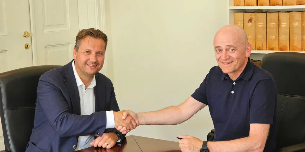 Harald Takle, head of strategy and seawater innovation at Cermaq Group (left), and Bard Skjelstad, CEO of Aqualoop (right).