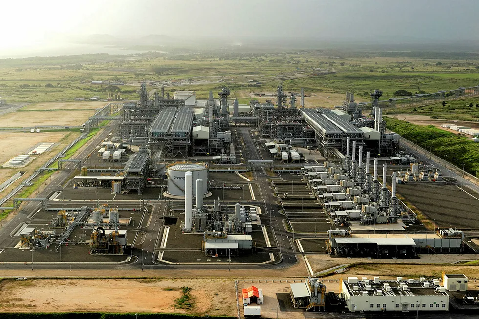 ​Discussions: the PNG LNG plant in Papua New Guinea