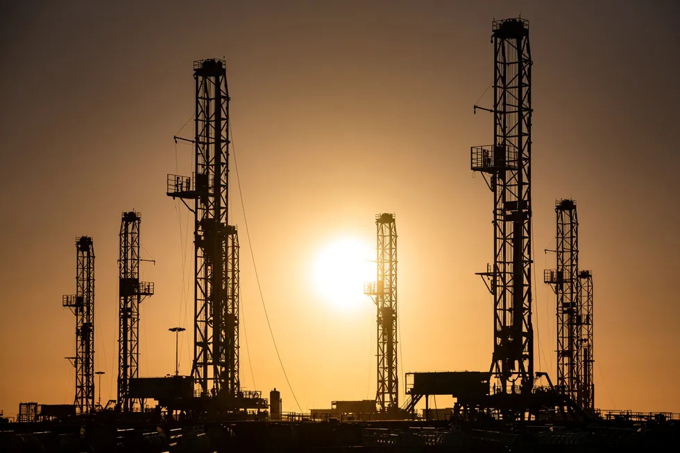 Rig count: down by one to 456 for the week