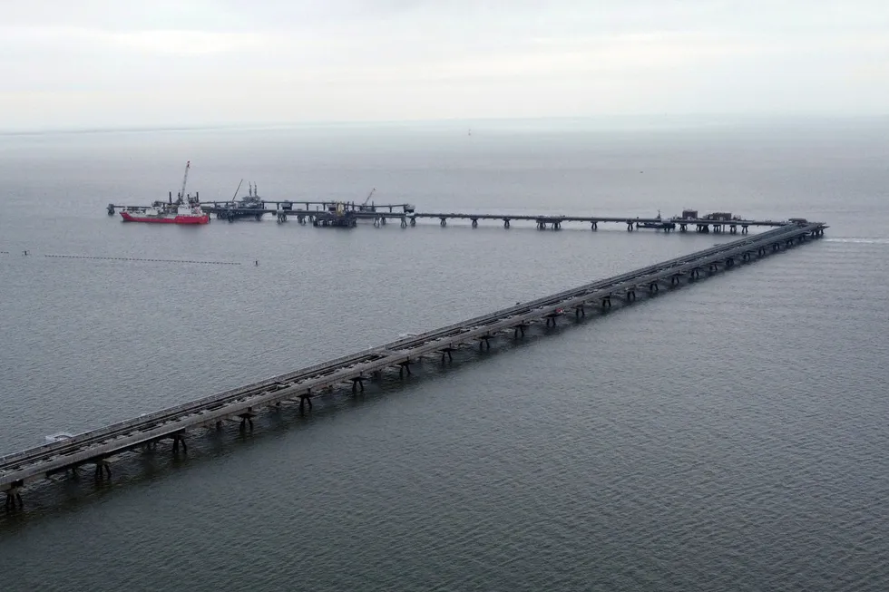Beginnings: Construction site of the LNG terminal in Wilhelmshaven, Germany