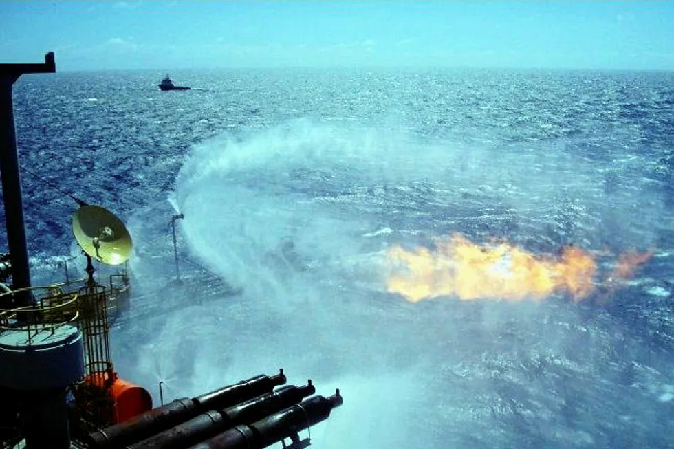 Flaring to go: the jack-up Ensco 102 in action