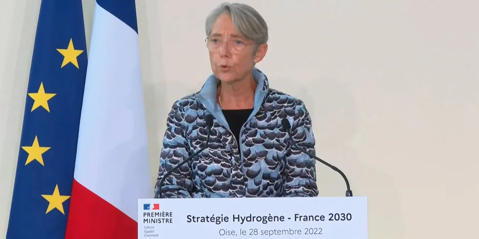 French prime minister Elisabeth Borne announcing the €2.1bn of state-aid funding at Plastic Omnium's facility in Compiègne, in the Oise department of northern France, on Wednesday.