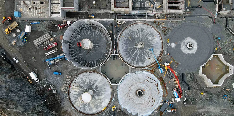 The remaining construction work at Salmon Evolution's Norwegian RAS farm is mainly related to installation of equipment and piping as well as system integration.