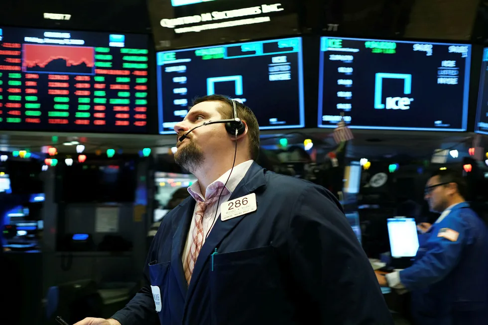 Price rout: US energy companies impacted