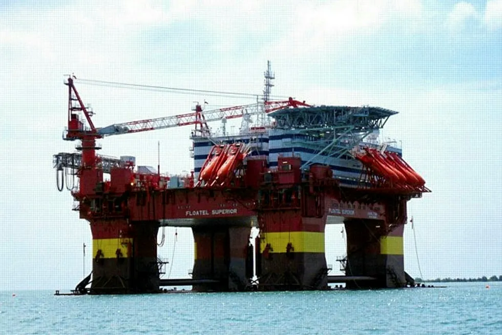 Semi-submersible: Floatel Superior