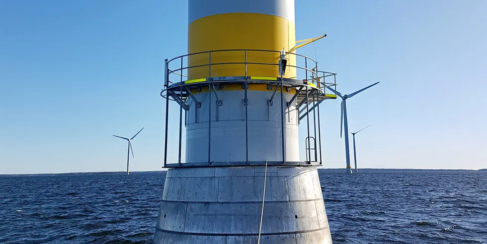 Already existing turbines on Lake Vänern
