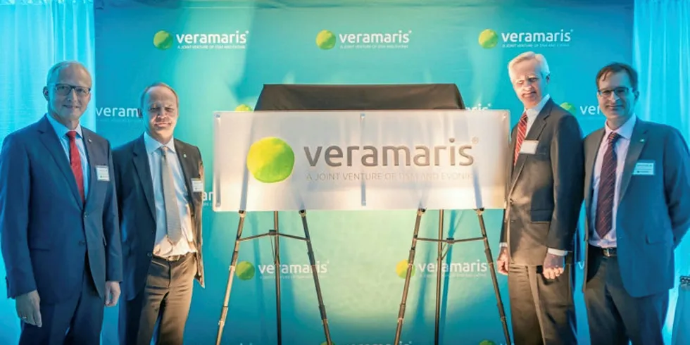 Veramaris celebrated half-time for its algal oil plant in Blair, Nebraska: Reiner Beste (Evonik), Christoph Goppelsroeder (DSM), Lieutenant Governor of Nebraska Mike Foley, and Karim Kurmaly (Veramaris).