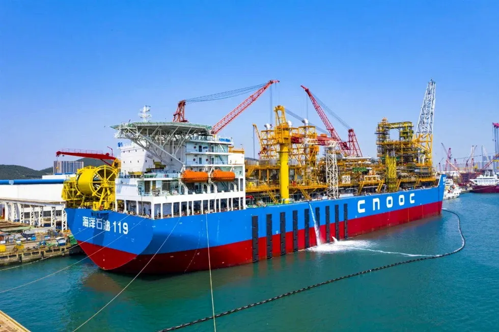 Facility: the Liuhua 16-2 oil complex produces via the Hai Yang Shi You 119 FPSO