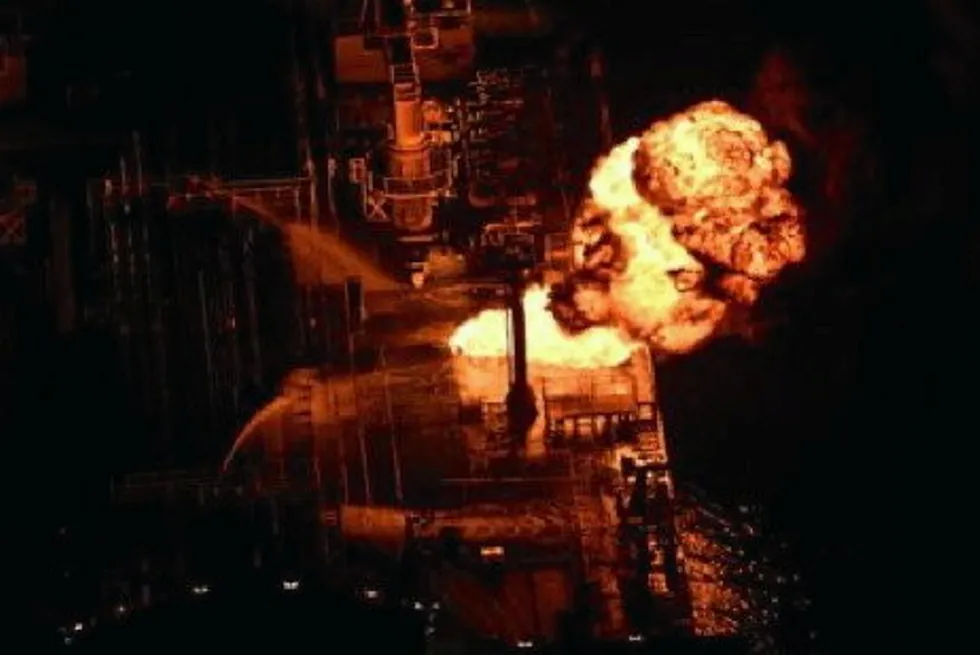 Dramatic pictures show fire on JP Morgan tanker hit by Houthi missile. Fire on board the 110,000-dwt Marlin Luanda (built 2018) off Yemen on 26 January, 2024.