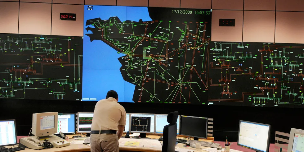 RTE Ouest's network control room in France.