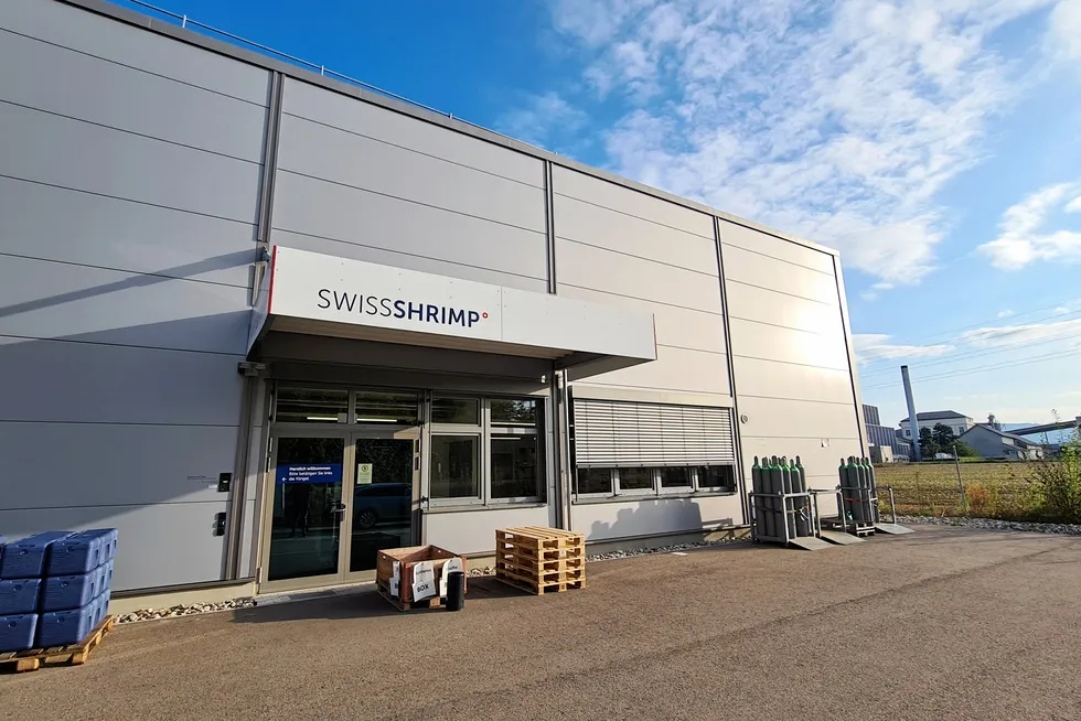 SwissShrimp is experiencing ongoing liquidity problems at its indoor shrimp farm caused by persistently high costs for energy and water treatment as well as "non-compliance with agreed order quantities by some major customers".