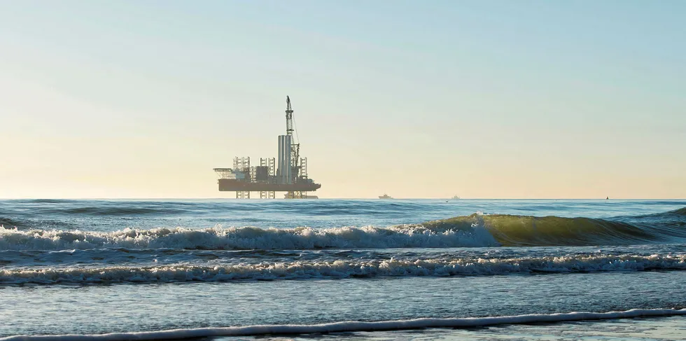 Pacific Orca will get a new crane.