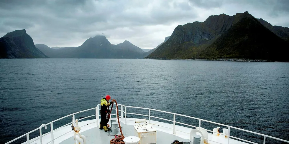 . Norwegian seafood company Nergård's second largest owner has received NOK 50 million from Samherji's explored Cyprus company. Here is a Nergård trawler on his way from Tromsø to Senjahopen.)