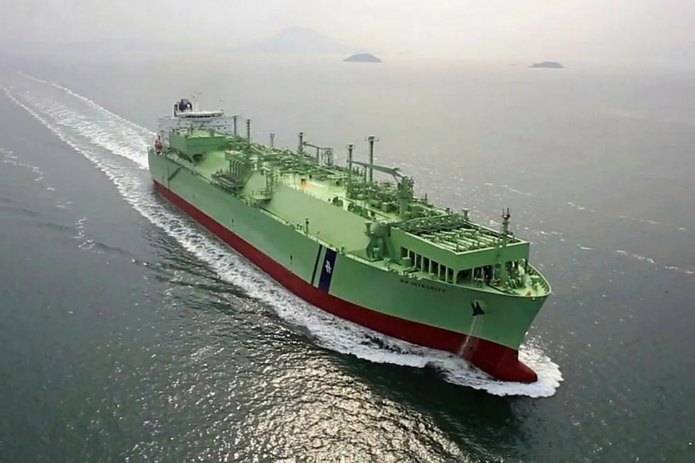 Problems for GasPort: the FSRU BW Integrity serves the project, but the issues are not necessarily with the vessel