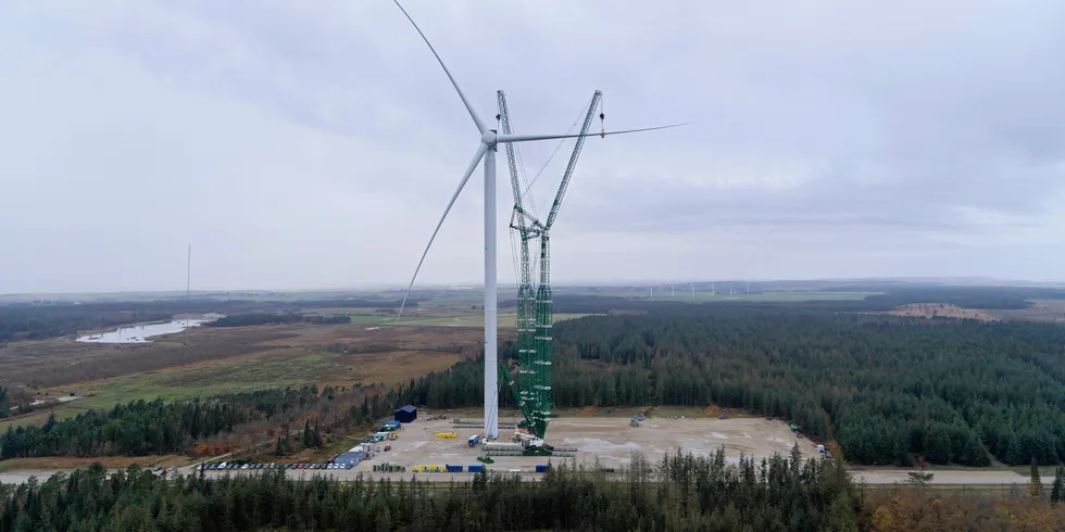 The protoype of Siemens Gamesa's 14MW SG 14-22 DD wind turbine being installed at Osterild, Denmark.