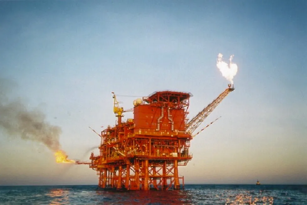 Earlier operations: the Yetagun field offshore Myanmar
