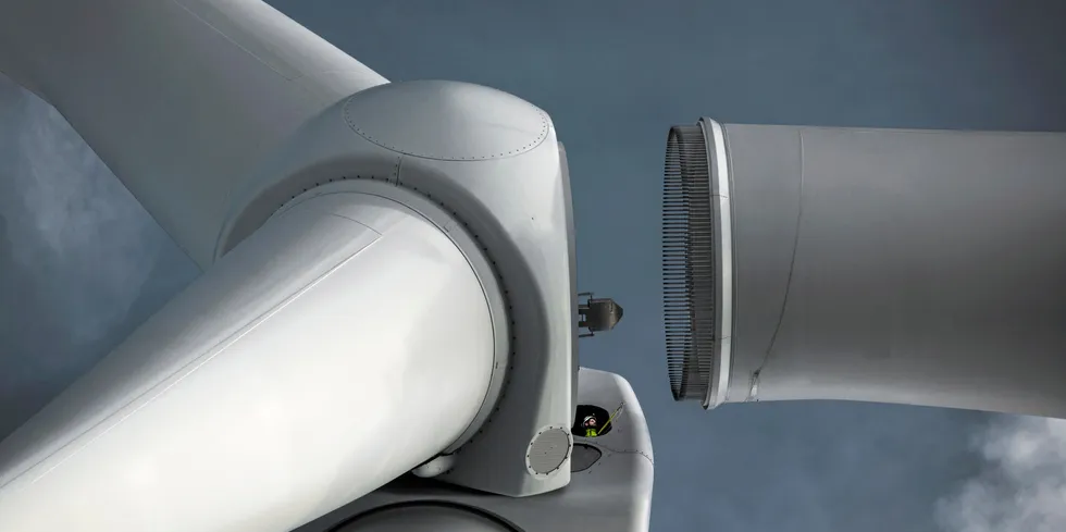 Blade being attached to Vestas turbine rotor hub