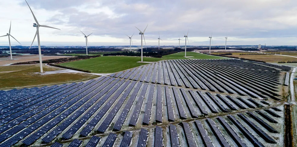 PV is increasingly beating wind in Germany.