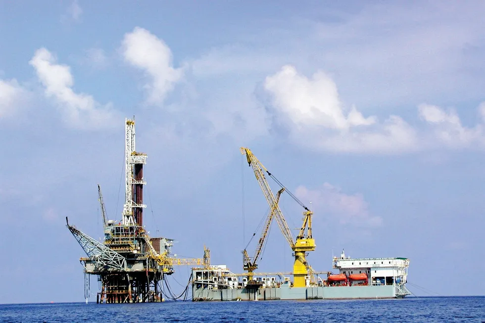 New contract: the Sapura T9 tender assist drilling rig